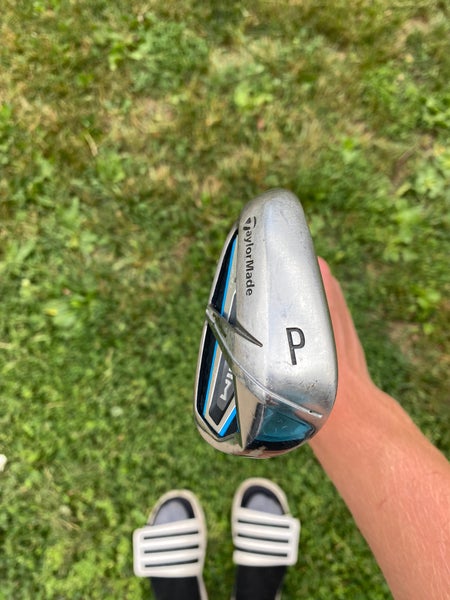 TaylorMade Sim Max OS Pitching wedge