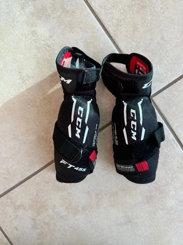 CCM JetSpeed FT455 elbow pads