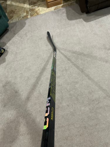Senior Left Hand P28 Super Tacks AS-V PRO Hockey Stick