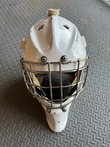 Used Bauer  Profile 960XPM Goalie Mask