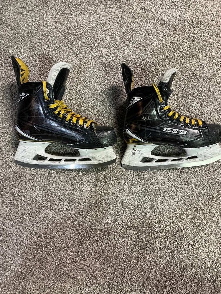 Bauer Size 5 Supreme S180 Hockey Skate’s