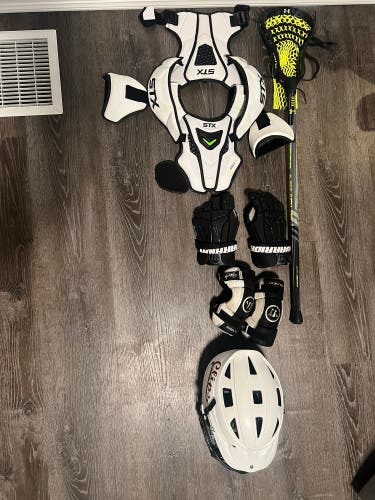 Youth Medium Lacrosse Equipment