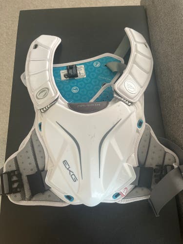 Maverik Shift Shoulder Pads