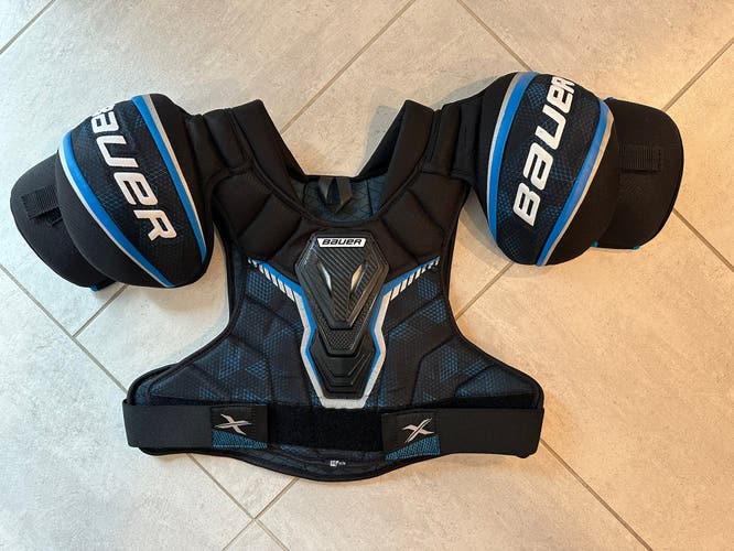 BAUER X HOCKEY SHOULDER PADS - SENIOR LIKE NEW (M)