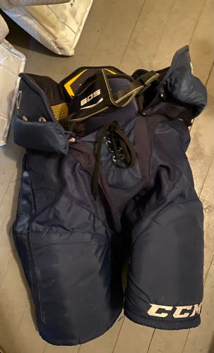 Senior Large CCM Pro Stock Tacks Hockey Pants