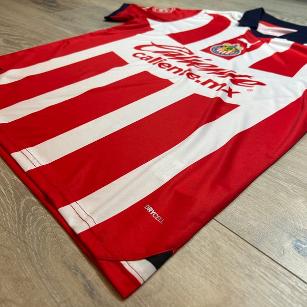 : PUMA Chivas Women's Home Jersey 22/23 : Sports & Outdoors