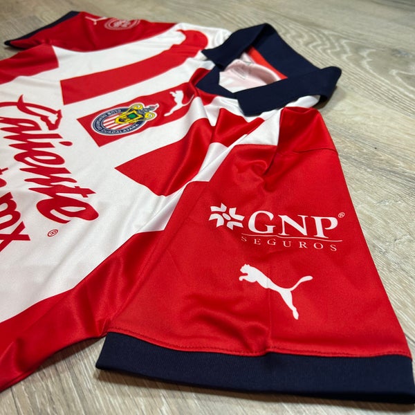 : PUMA Chivas Women's Home Jersey 22/23 : Sports & Outdoors