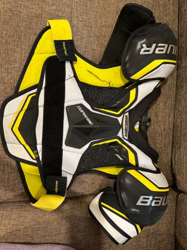 Used Small Bauer  Supreme Matrix Shoulder Pads