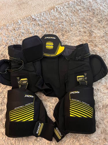 Senior Large CCM Pro Stock Tacks Hockey Pants