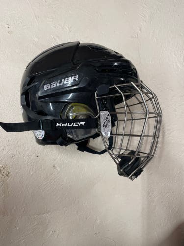 Used Medium Bauer  Re-Akt Helmet