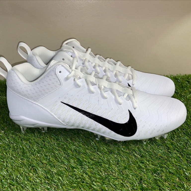 Nike Alpha Menace Pro 2 Low TD White Football Cleats CV6477-100 Mens 14 NEW