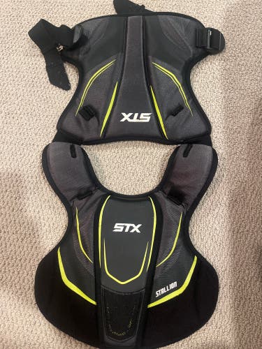 Used  STX Stallion 200 Shoulder Pads