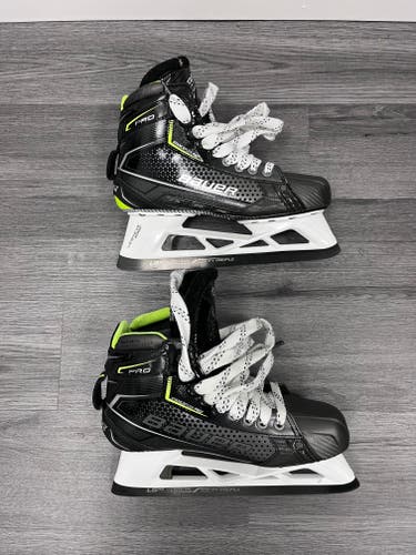 Senior Used ONCE Bauer Hockey ELITE PRO GOALIE Skates Size 7.5