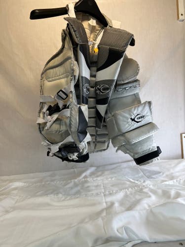 Used XL Itech Xceed Goalie Chest Protector