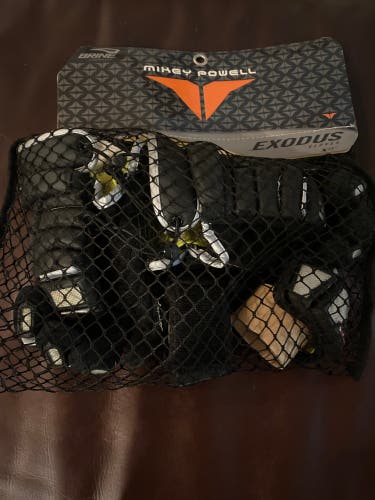 Mikey Powell New Player's Brine 13" Exodus Lacrosse Gloves