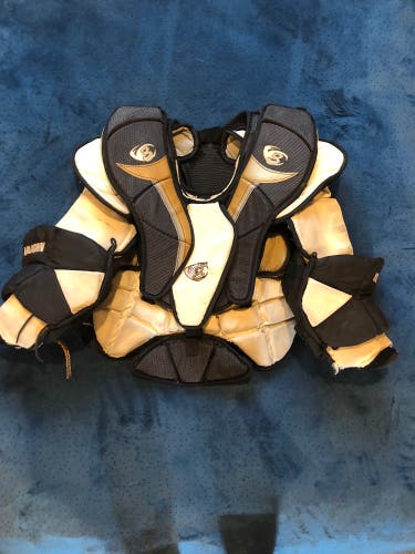 Sr M Vaughn V3 7500 Goalie Chest Protector