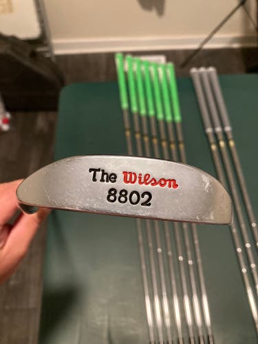 The Wilson 8802 Putter 35”