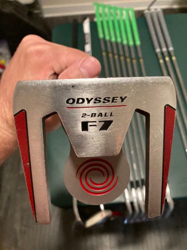 Odyssey 2-Ball F7 Putter 35”