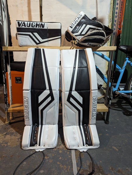 Vaughn Pro V Elite Goalie Set