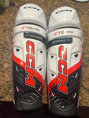 New CCM Jetspeed ft6 pro Shin Pads