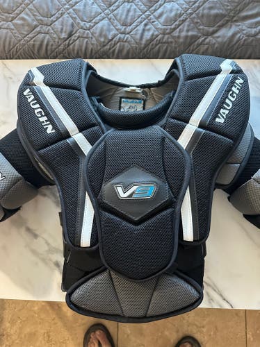 Slightly Used Small Vaughn  Velocity V9 Goalie Chest Protector