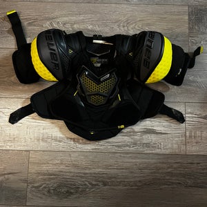 Used Medium Bauer  Supreme Ultrasonic Shoulder Pads
