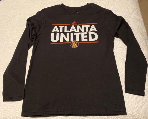 Youth long sleeve Atlanta United black T-shirt sz 14-16