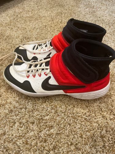 Nike New Mens Alpha Huarache Elite 2 Mid Metal Baseball Cleats White/Red