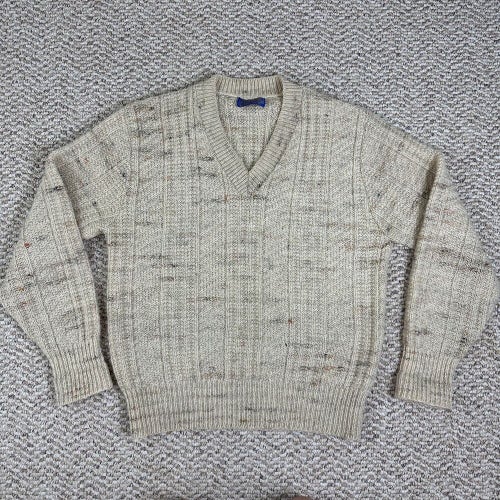READ Vintage Pendleton Woolen Mills V Neck Knit Virgin Wool Sweater Size Medium