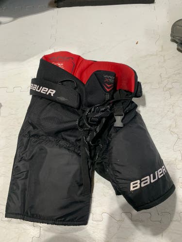 Used Junior Medium Bauer  Vapor X800 lite Hockey Pants (Black)