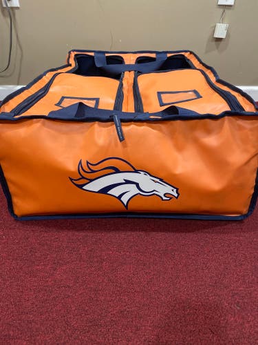 Denver Broncos 4 Slot Helmet Bag Item#DBHB1