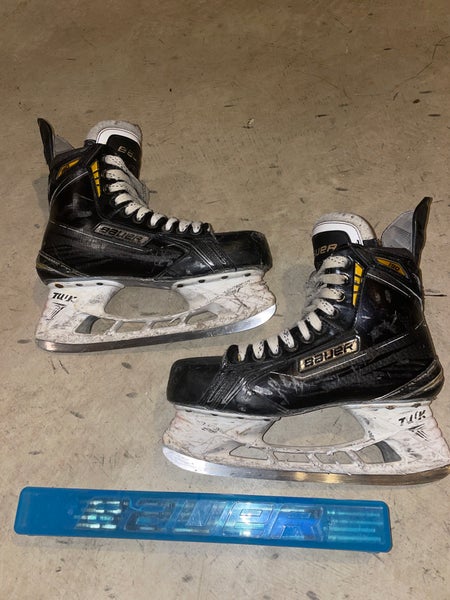 Used Bauer Regular Width Size 9.5 Supreme 190 Hockey Skates