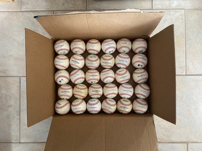 30 Slightly Used Rawlings Official Major League Baseballs