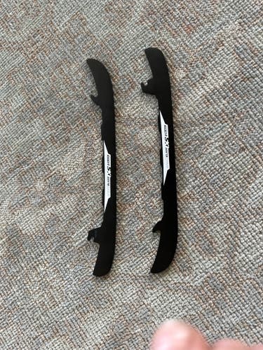 New CCM SB XS black 247