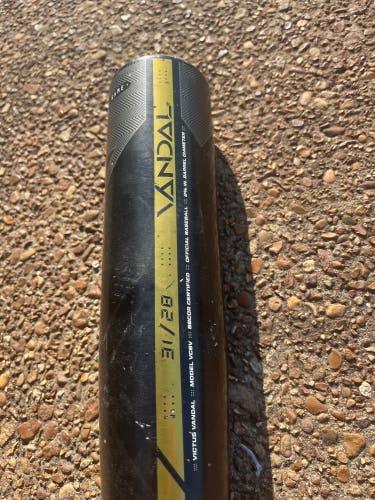 BBCOR Certified Alloy (-3) 28 oz 31" Vandal Bat