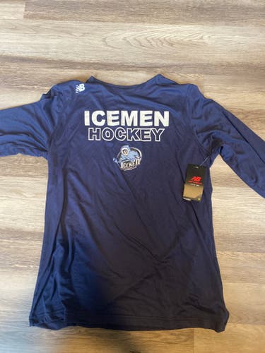 Blue New XL Adult Unisex New Balance Shirt