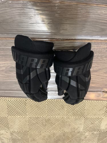 Warrior 11"  QRE Clutch Gloves