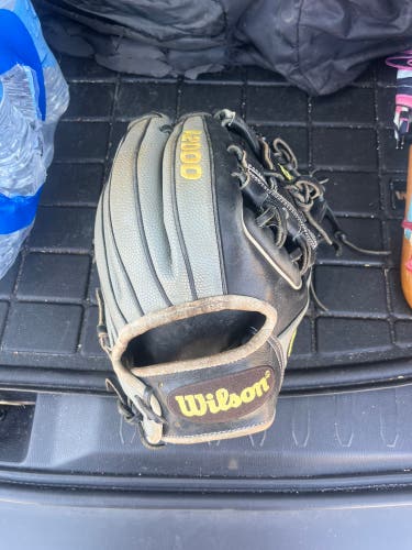 Infield 11.5" A2000 Baseball Glove