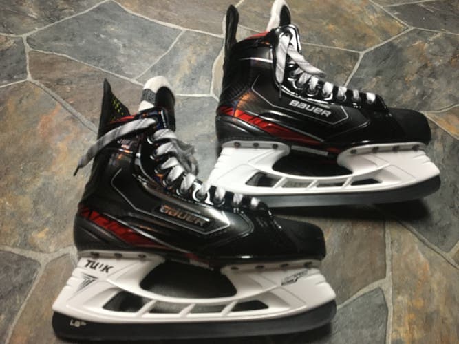 New Bauer Vapor X Shift Pro Hockey Skates Senior Size 8.5 EE