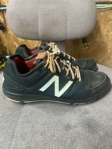 Mens new balance cleats size 10.5