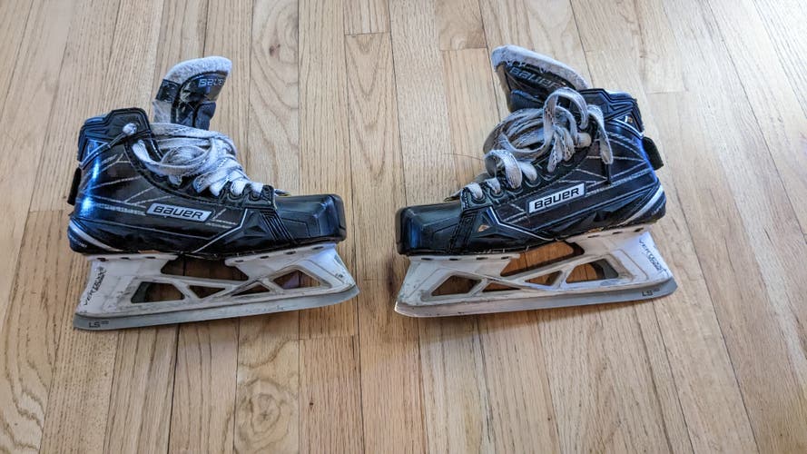 Bauer Supreme 1S Hockey Goalie Skates Regular Width Size 5