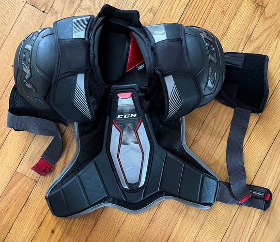 Used - Junior CCM JetSpeed Shoulder Pads