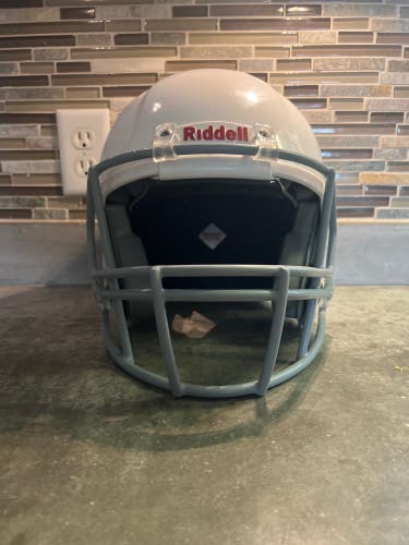 Used Extra Large Riddell Victor Helmet