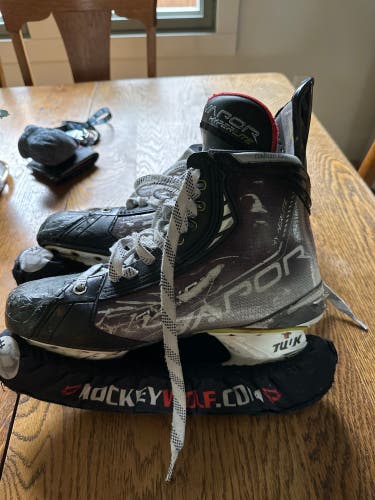 Used Bauer Size 9 Vapor Hyperlite Hockey Skates Ti Pulse 2x Set Included