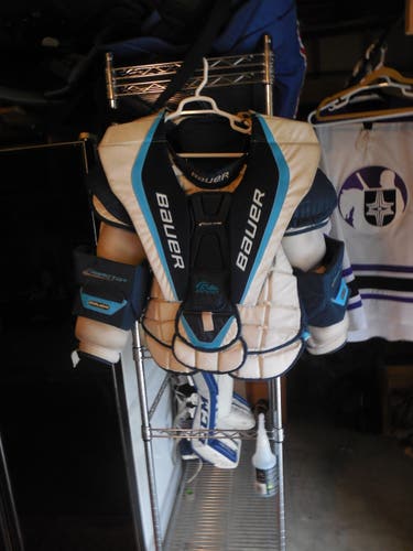 Used Large Bauer Reactor 9000 Goalie Chest Protector