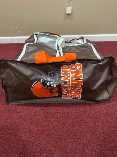 Cleveland Browns Helmet Bag Item#CBHB