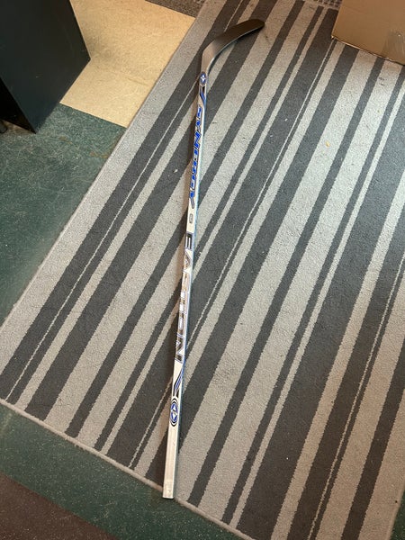 Easton Synergy Original Silver Hockey Stick SR LH Lidstrom 85 Flex 64.5”  Height.