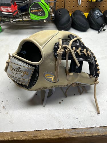 2022 Infield 11.5" Heart of the Hide Baseball Glove