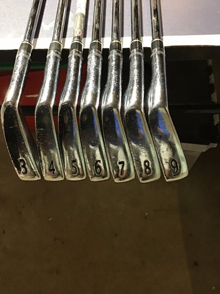 Men's Left Hand Regular Flex Steel Shaft FG Tour V2 Iron Set