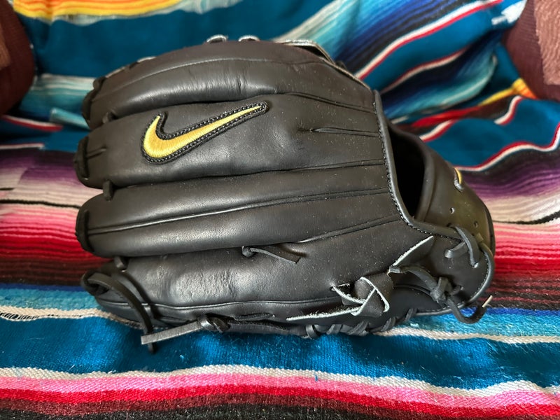 Nike Alpha Huarache Baseball Glove